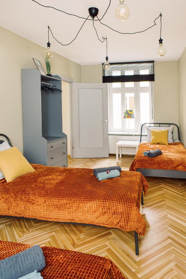 Elvis Apartment/11 Beds/6 Bedrooms/Riga Old Town 外观 照片